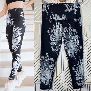 Albion Leggings High-Waisted Cropped Antigua Slate‎ Floral Print Gray Size Small
